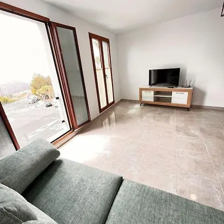 Amplitud Y Elegancia En *